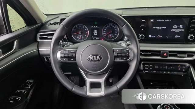 Kia K5 3rd generation 2021 Серый из Кореи, фото 4