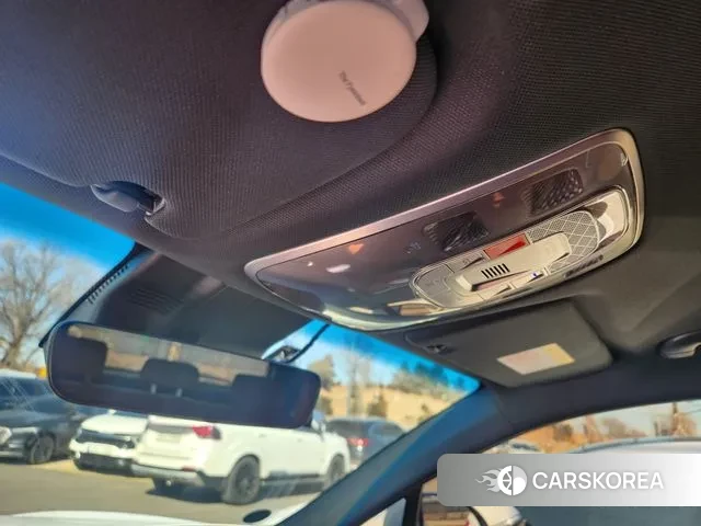 Genesis GV70 2023 Белый из Кореи, фото 4