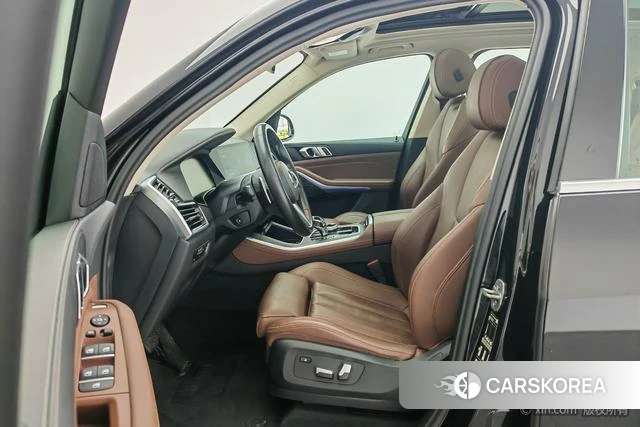 BMW X5 (imported) 2022 Черный из Китая, фото 4