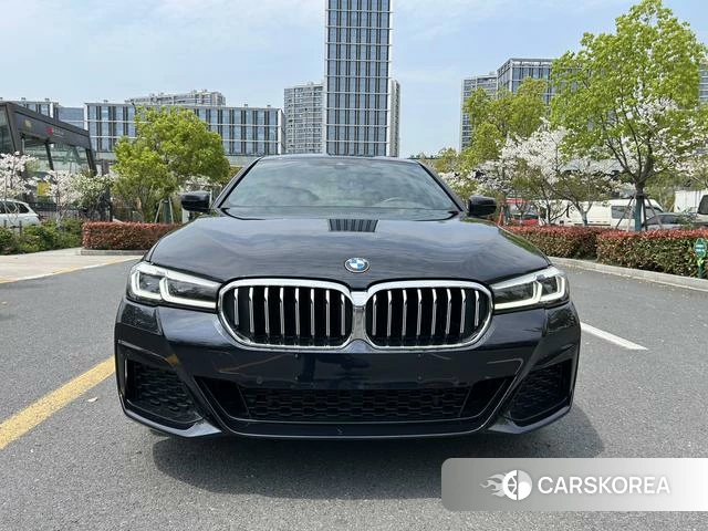 BMW 5 series 2023 Черный из Китая, фото 4