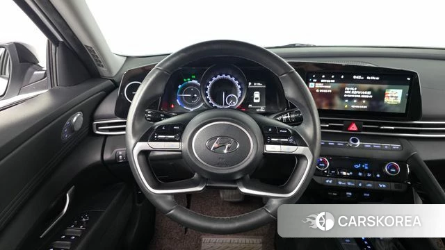 Hyundai Avante Hybrid (CN7) 2022 Белый из Кореи, фото 4