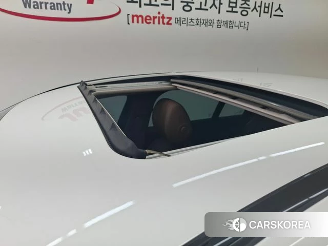 Mercedes-Benz E-Class W213 2018 Белый из Кореи, фото 4