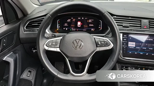 Volkswagen Tiguan second Generation 2021 Белый из Кореи, фото 4
