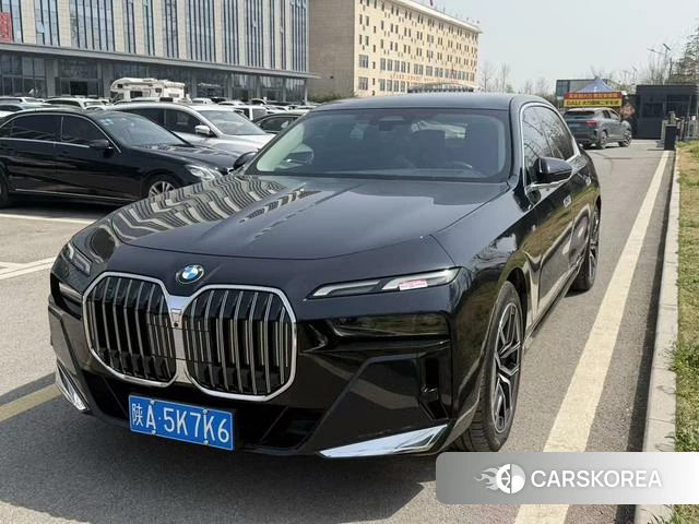 BMW 7 series 2024 Черный из Китая, фото 4