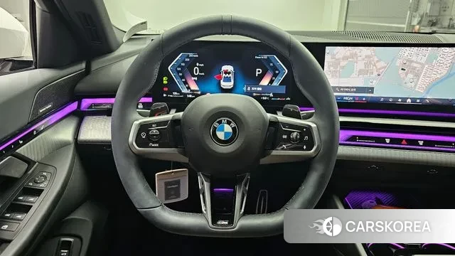 BMW 5 Series (G60) 2025 Белый из Кореи, фото 4