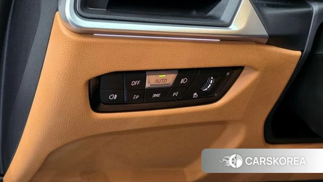 BMW 3 Series (G20) 2024 Белый из Кореи, фото 4