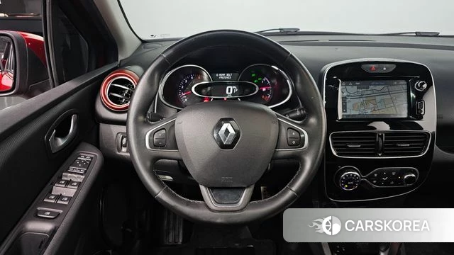 Renault Korea (Samsung) Clio 2019 Красный из Кореи, фото 4