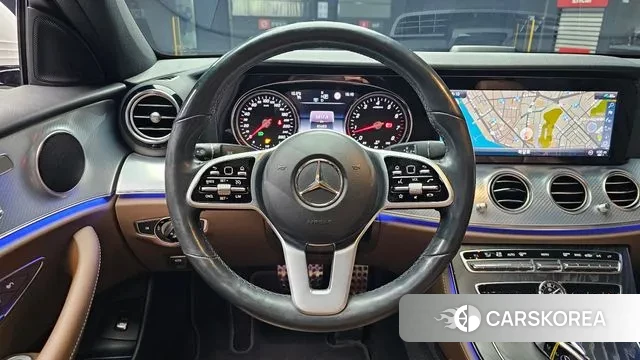 Mercedes-Benz E-Class W213 2020 Белый из Кореи, фото 4