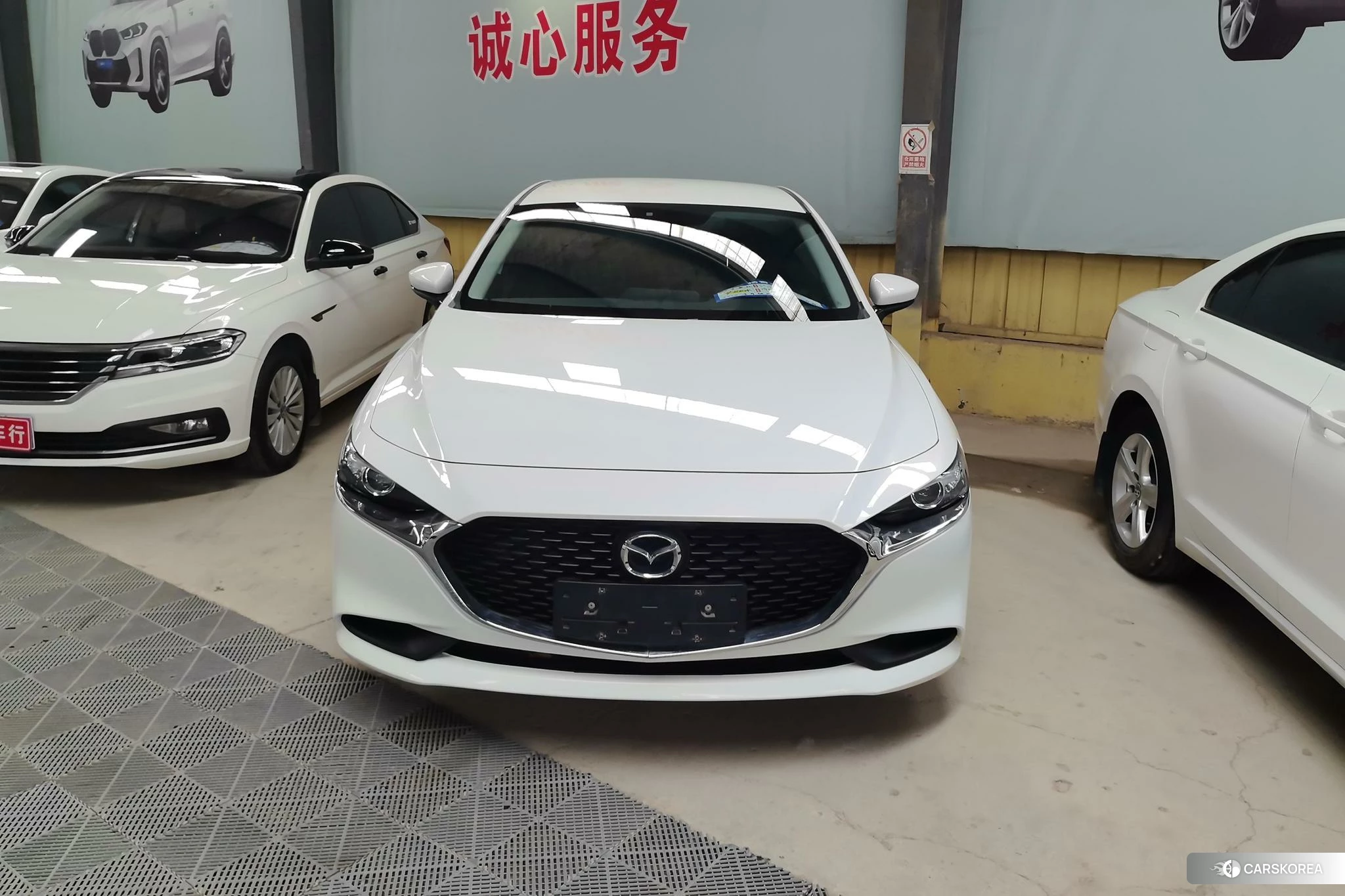 Mazda 3 Angkesaila 2022 Белый из Китая, фото 4