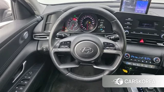 Hyundai Avante (CN7) 2021 Серебристо-серый из Кореи, фото 4