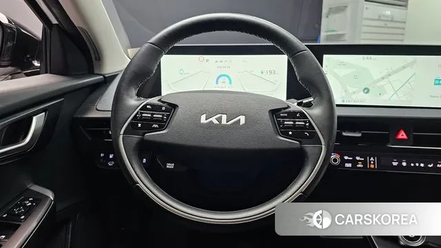 Kia EV6 2022 Белый из Кореи, фото 4