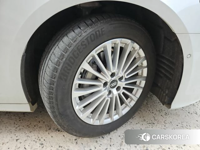 Audi A6 (C8) 2021 Белый из Кореи, фото 4