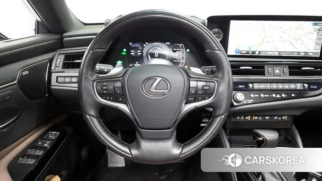 Lexus ES300h 7th generation 2024 Серый из Кореи, фото 4