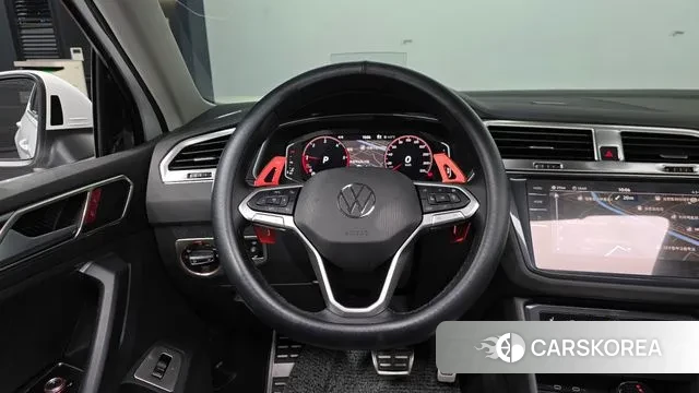 Volkswagen Tiguan second Generation 2023 Белый из Кореи, фото 4