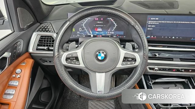 BMW X7 (G07) 2023 Белый из Кореи, фото 4