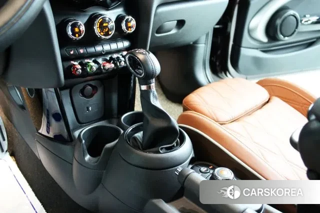 Mini Cooper 2019 Коричневый из Кореи, фото 4