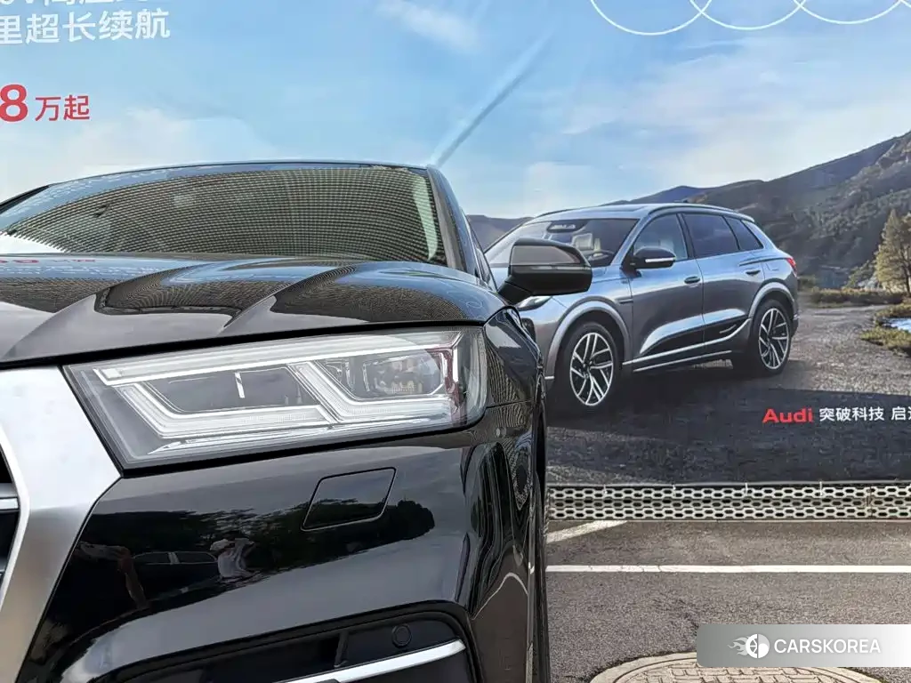 Audi Q5L 2020 Черный из Китая, фото 5