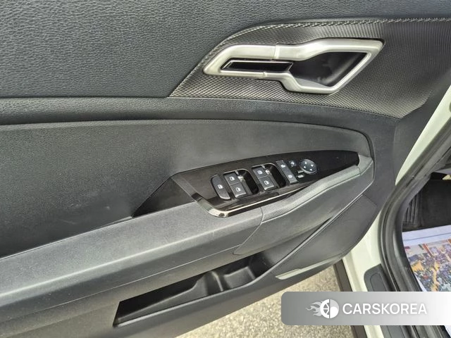 Kia Sportage 5th Generation Hybrid 2022 Белый из Кореи, фото 4