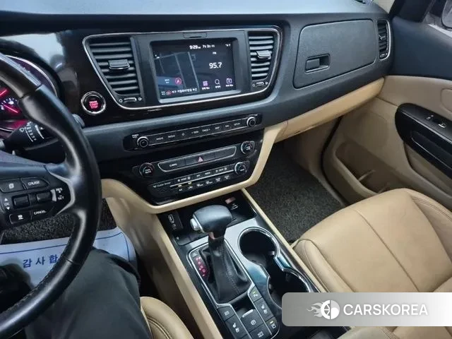 Kia The New Carnival 2020 Белый из Кореи, фото 4