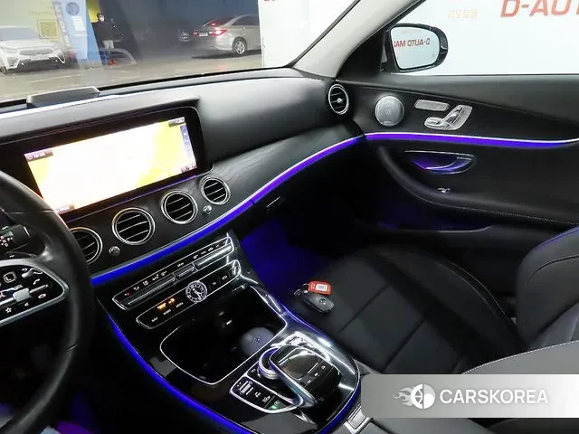 Mercedes-Benz E-Class W213 2020 Серебряный из Кореи, фото 4