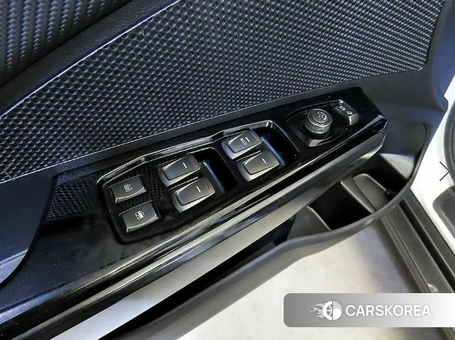 Ssangyong Berry New Tivoli 2021 Белый из Кореи, фото 4