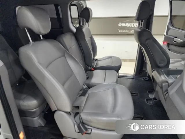 Hyundai The New Grand Starex 2018 Белый из Кореи, фото 4