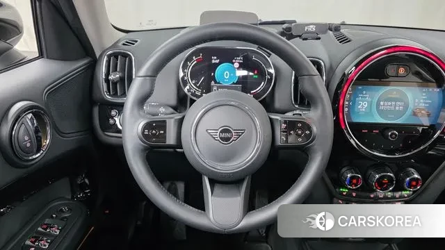 Mini Cooper Countryman 2023 Цвет галактики из Кореи, фото 4