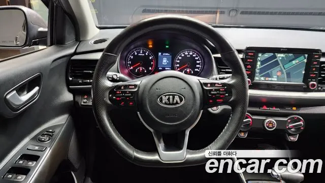 Kia Stonic 2018 Серый из Кореи, фото 4