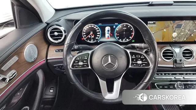 Mercedes-Benz E-Class W213 2018 Белый из Кореи, фото 4