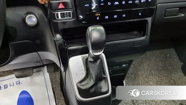 Hyundai Staria 2021 Белый из Кореи, фото 4