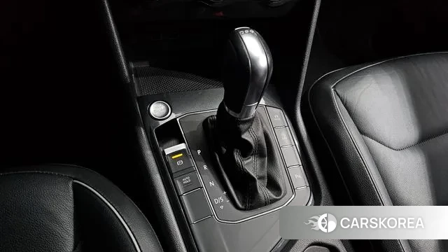 Volkswagen Tiguan second Generation 2018 Черный из Кореи, фото 4