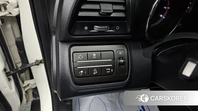 Ssangyong Tivoli Air 2018 Белый из Кореи, фото 4