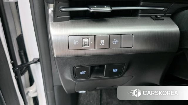 Hyundai Kona Hybrid (SX2) 2023 Белый из Кореи, фото 4