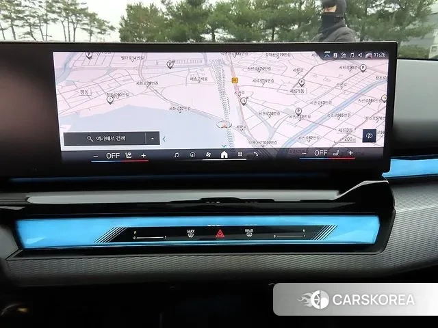 BMW 5 Series (G60) 2024 Серый из Кореи, фото 4