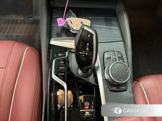BMW 5 series 2021 Черный из Китая, фото 4
