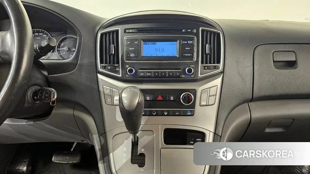 Hyundai The New Grand Starex 2018 Белый из Кореи, фото 4