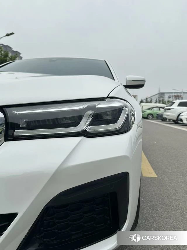 BMW 5 series 2021 Белый из Китая, фото 4