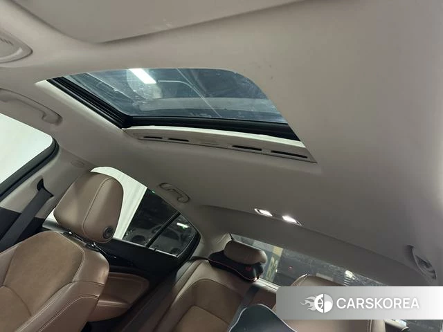 Buick Regal 2018 Красный из Китая, фото 4