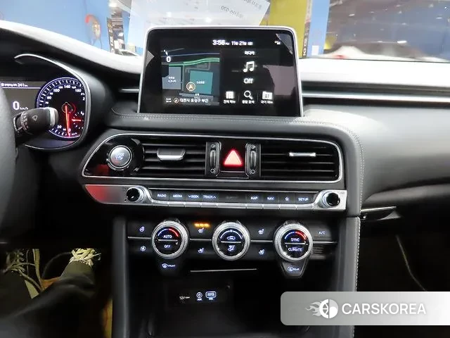 Genesis G70 2019 Черный из Кореи, фото 4