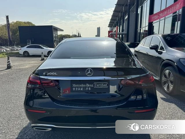 Mercedes-Benz E-class 2023 Черный из Китая, фото 4