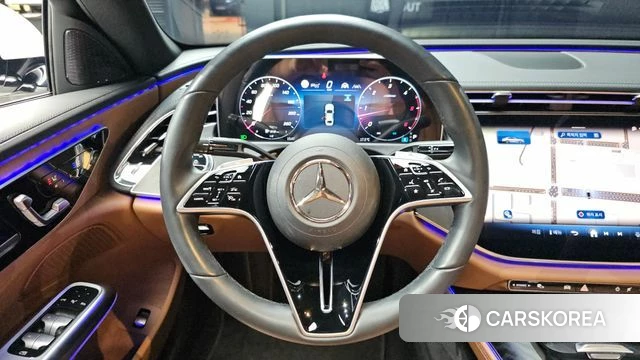 Mercedes-Benz E-Class W214 2024 Белый из Кореи, фото 4