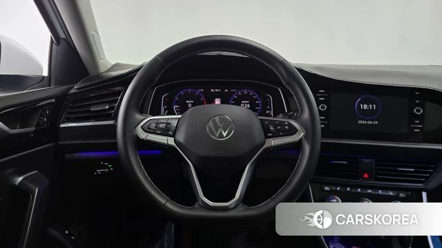 Volkswagen 7th Generation of Jetta 2024 Белый из Кореи, фото 4
