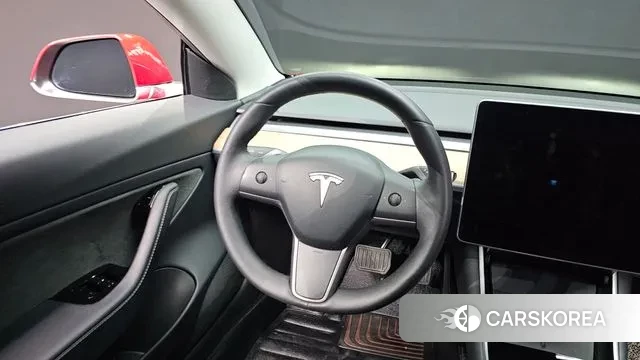 Tesla Model 3 2020 Красный из Кореи, фото 4