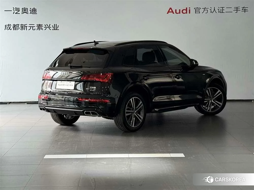 Audi Q5L 2023 Черный из Китая, фото 4