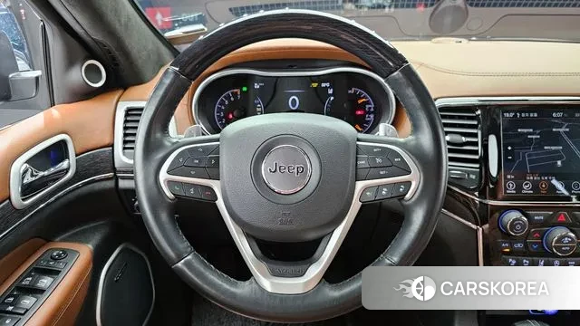 Jeep Grand Cherokee 2021 Черный из Кореи, фото 4