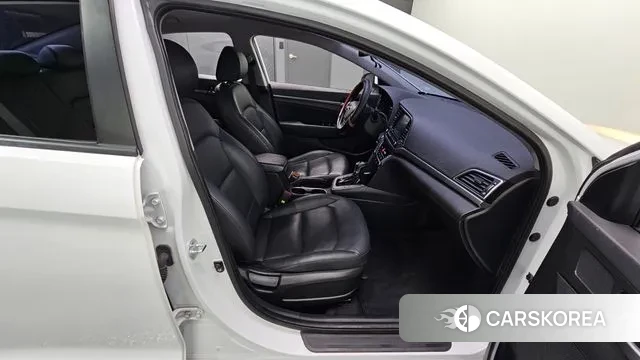 Hyundai Avante AD 2018 Белый из Кореи, фото 4