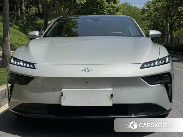 Dongfeng Yipai Yipai 007 2025 Серебристо-серый из Китая, фото 4