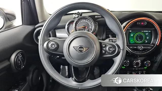 Mini Cooper 2020 Жемчужный цвет из Кореи, фото 4