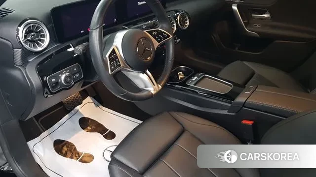 Mercedes-Benz A-Class W177 2024 Черный из Кореи, фото 4