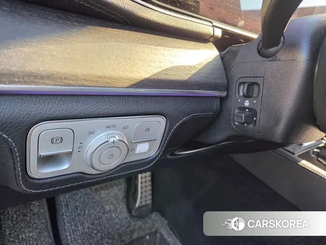 Mercedes-Benz GLS - Class X167 2022 Серебристо-серый из Кореи, фото 4